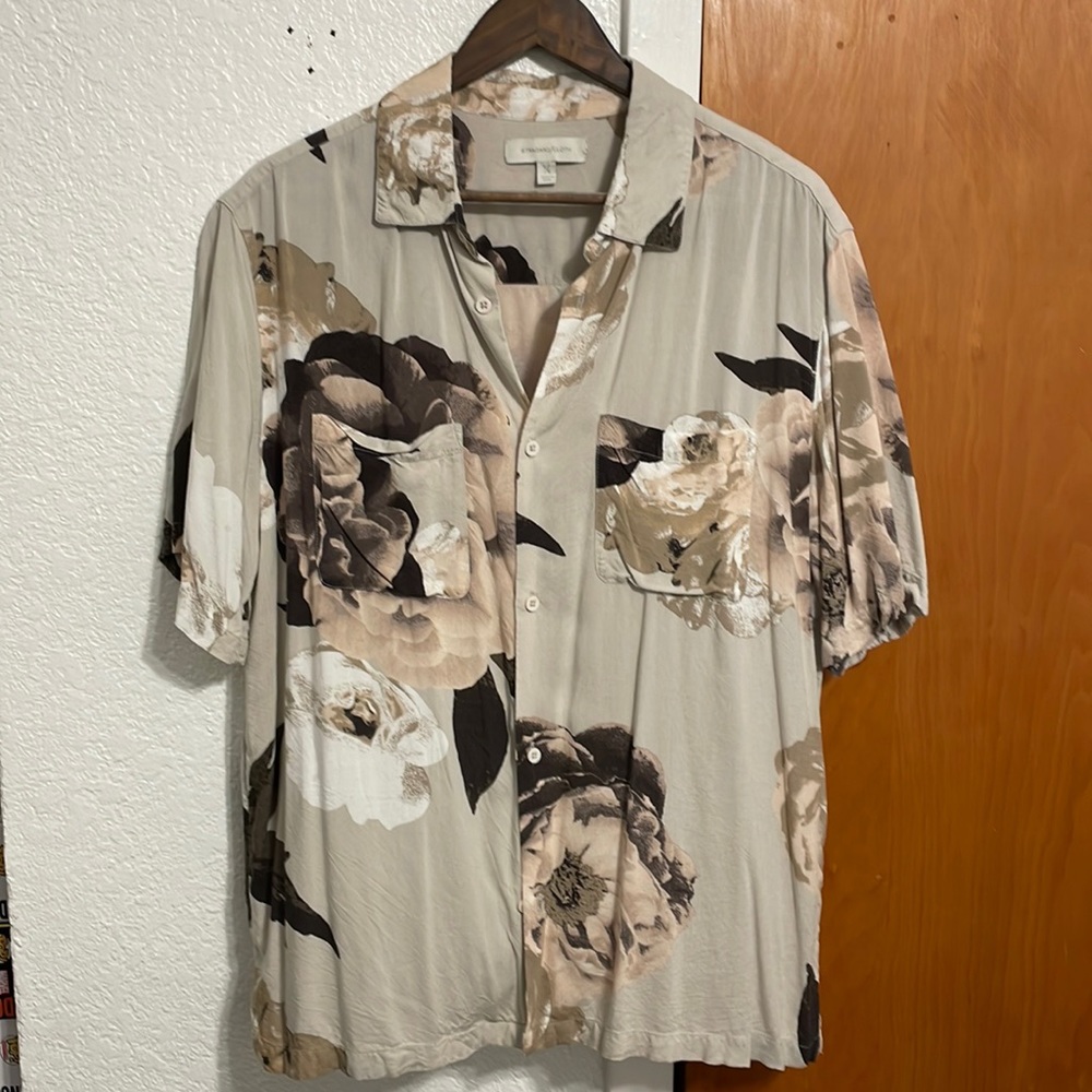 Urban Outfitters Standard Cloth Short Sleeve Button Up Shirt